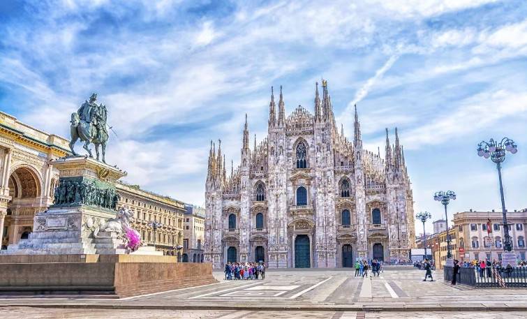 negozio in vendita a Milano in zona Centro Direzionale
