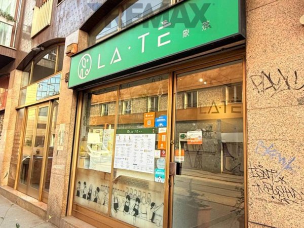 negozio in vendita a Milano in zona Porta Venezia