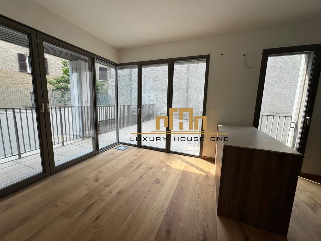 appartamento in vendita a Milano in zona Porta Garibaldi