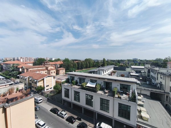 appartamento in vendita a Milano in zona Lambrate