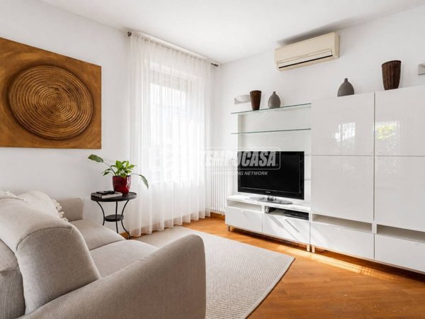 appartamento in vendita a Milano in zona Porta Genova
