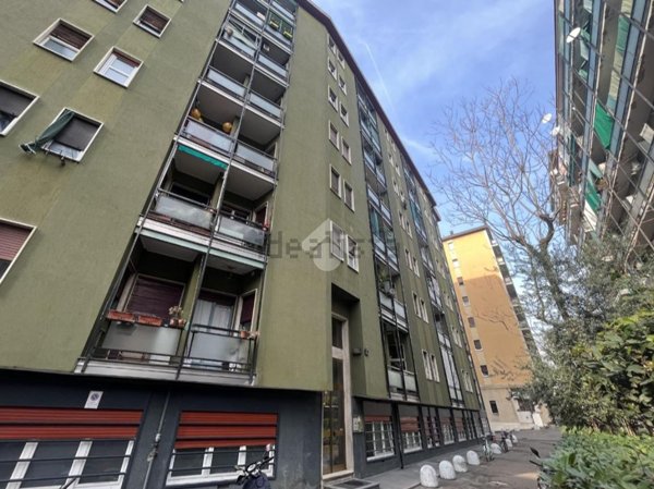 appartamento in vendita a Milano in zona Dergano
