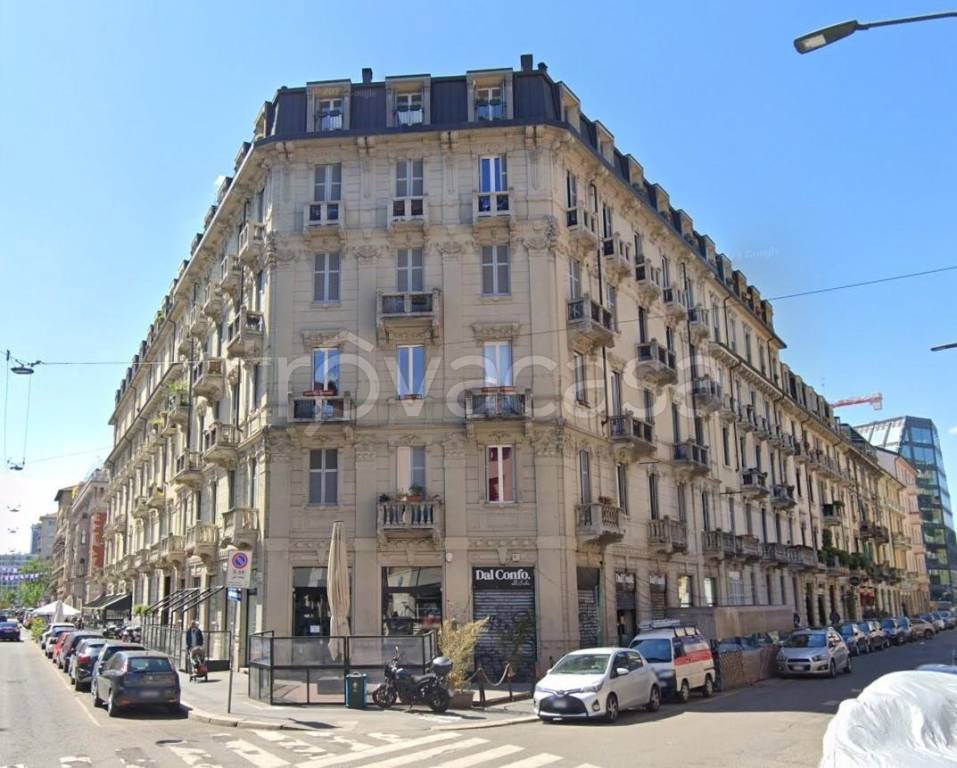 appartamento in vendita a Milano in zona Isola