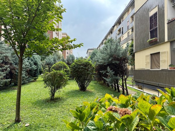 appartamento in vendita a Milano in zona Bruzzano