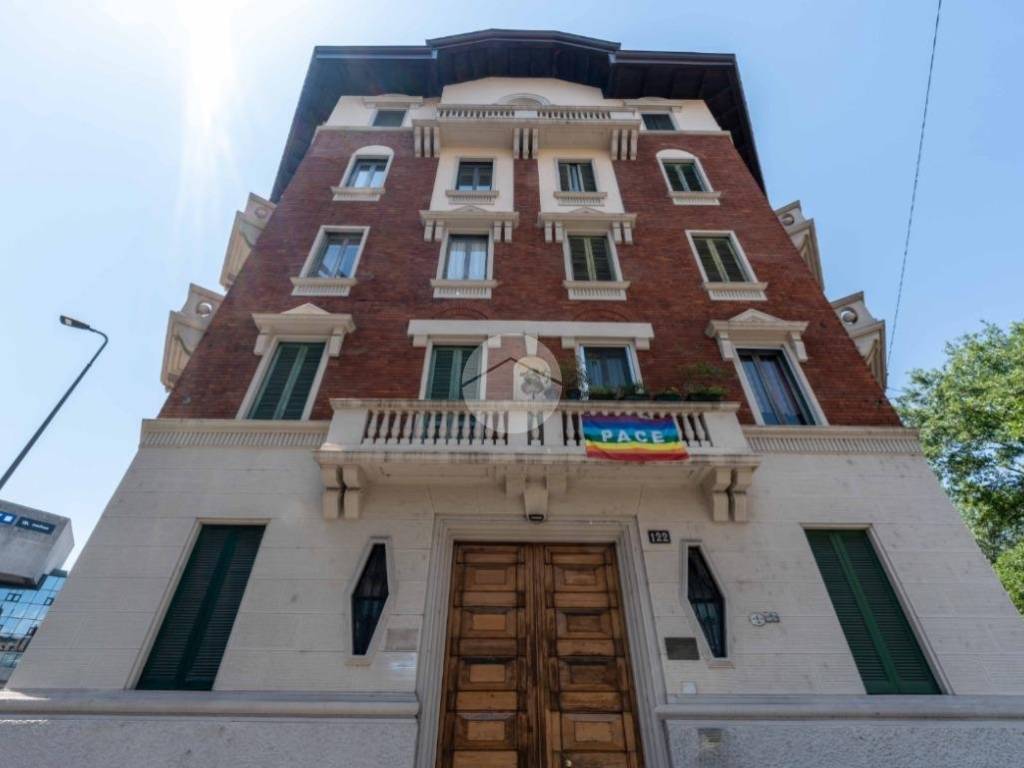 appartamento in vendita a Milano in zona Rogoredo