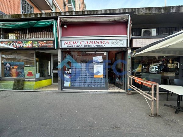 negozio in vendita a Milano in zona Crescenzago