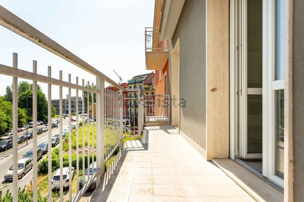 appartamento in vendita a Milano in zona Bocconi