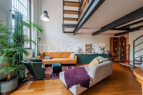 appartamento in vendita a Milano in zona Barona