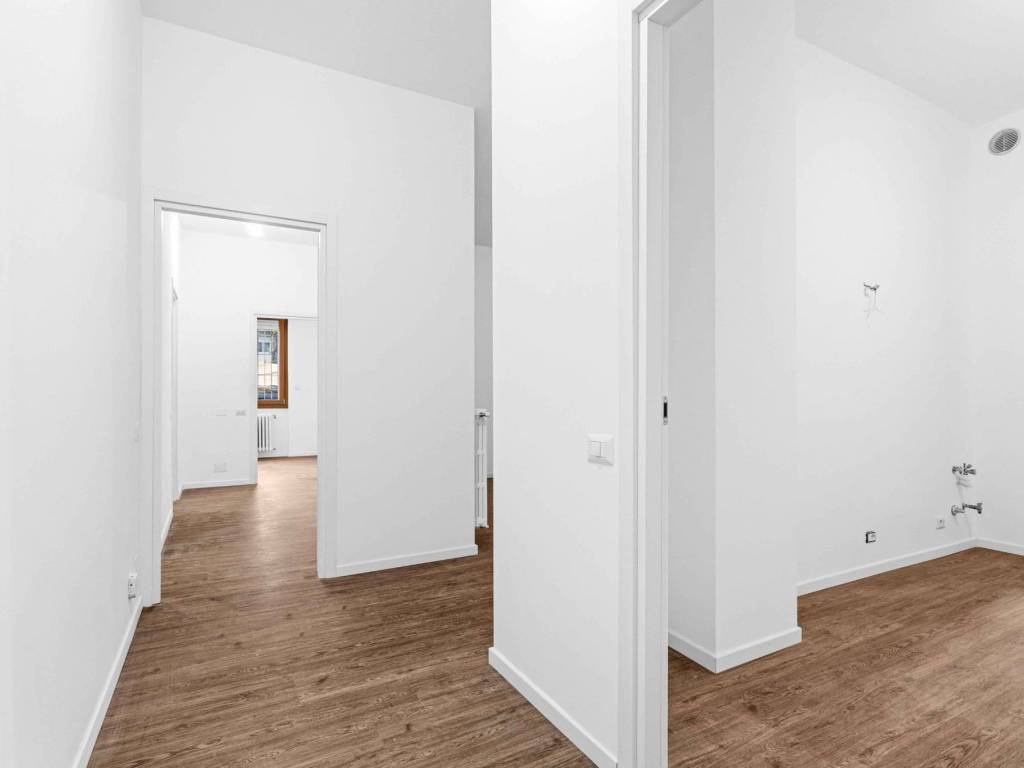 appartamento in vendita a Milano in zona Famagosta