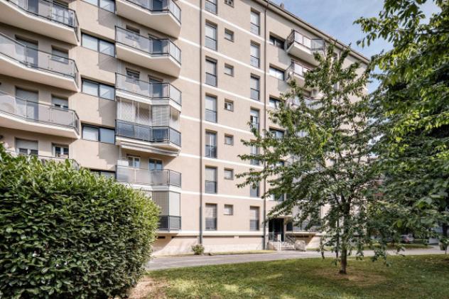appartamento in vendita a Milano in zona Forlanini