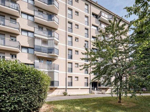 appartamento in vendita a Milano in zona Forlanini