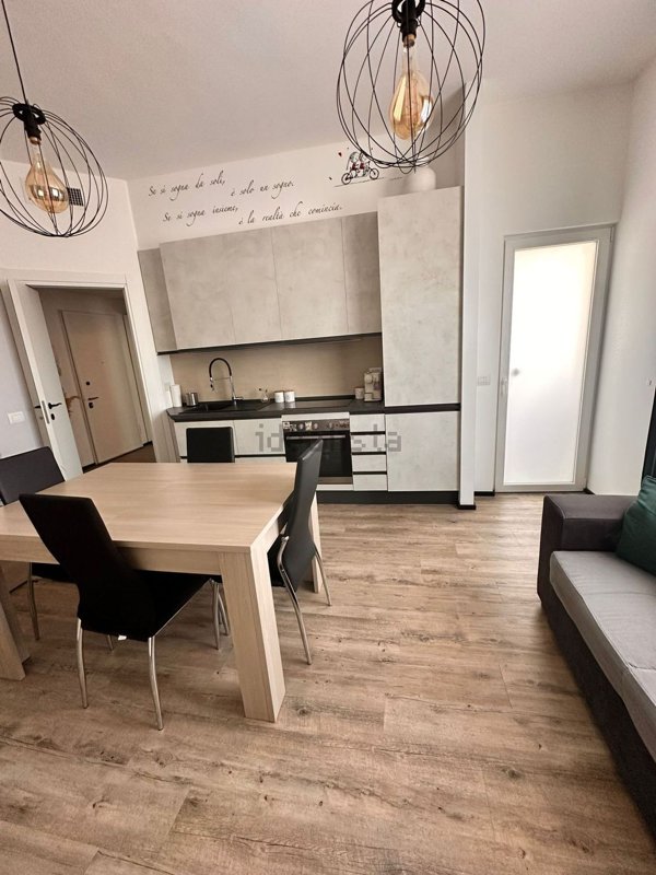 appartamento in vendita a Milano in zona Rogoredo