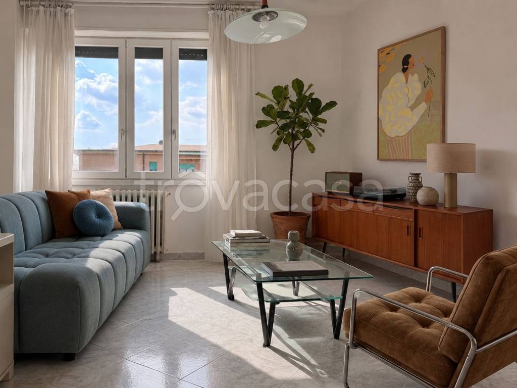 appartamento in vendita a Milano in zona Corvetto