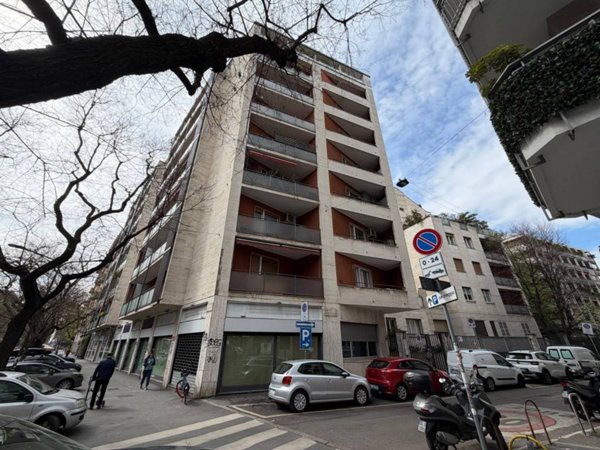 appartamento in vendita a Milano in zona Solari