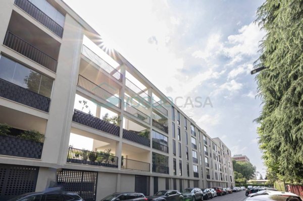 appartamento in vendita a Milano in zona Precotto