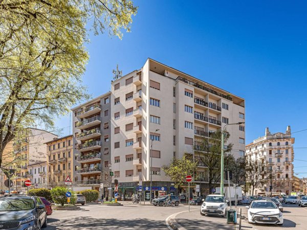 appartamento in vendita a Milano in zona Isola