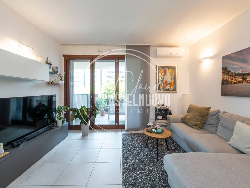 appartamento in vendita a Milano in zona Quarto Cagnino