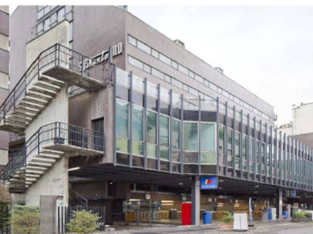 negozio in vendita a Milano in zona Città Studi