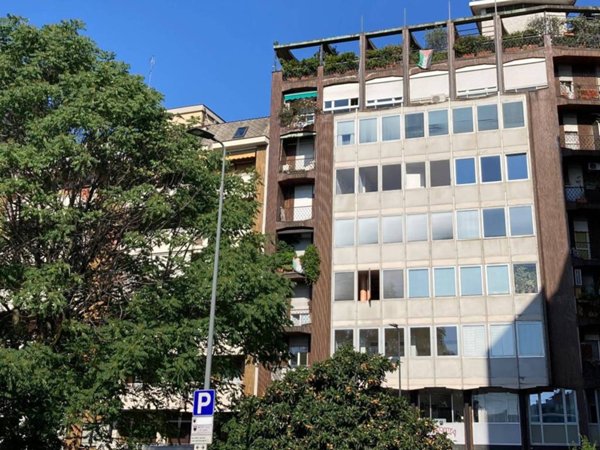 appartamento in vendita a Milano in zona Loreto