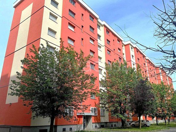 appartamento in vendita a Milano in zona Gallaratese
