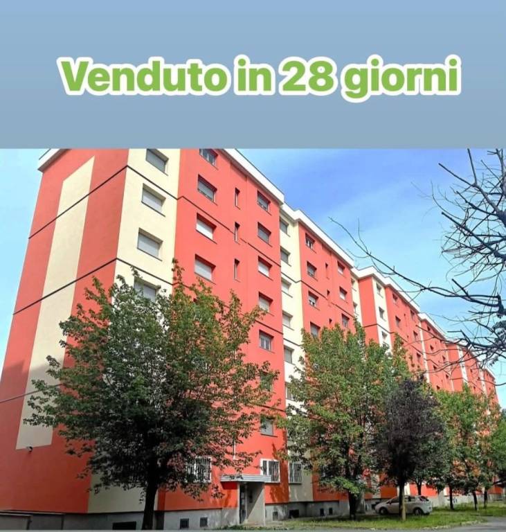 appartamento in vendita a Milano in zona Gallaratese