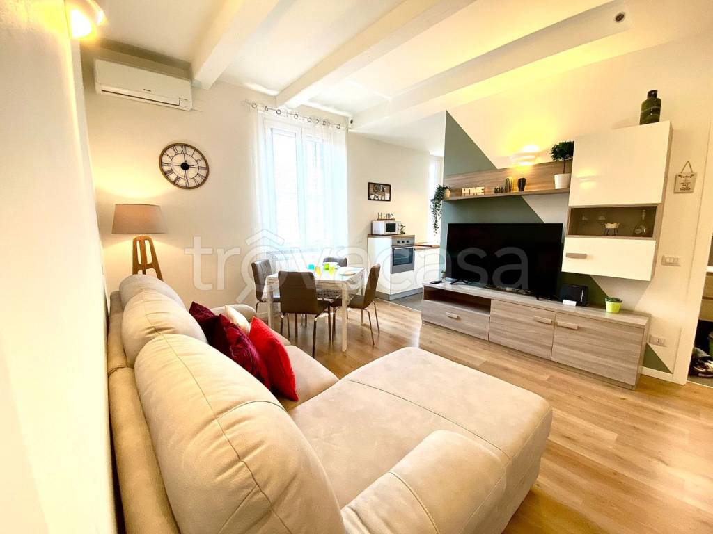 appartamento in vendita a Milano in zona Quarto Oggiaro