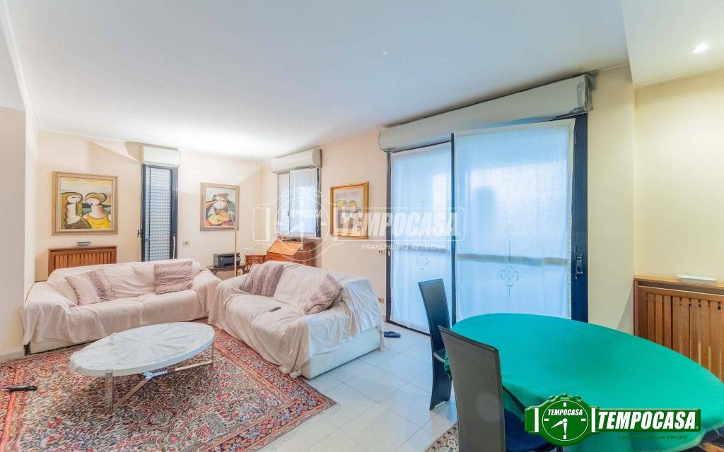 appartamento in vendita a Milano in zona Quarto Cagnino