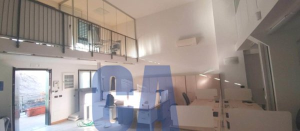 ufficio in vendita a Milano in zona Turro