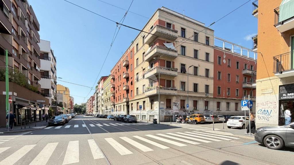 appartamento in vendita a Milano in zona Stadera