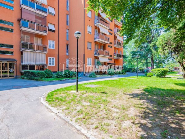 appartamento in vendita a Milano in zona Morsenchio