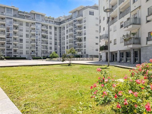 appartamento in vendita a Milano in zona Rogoredo