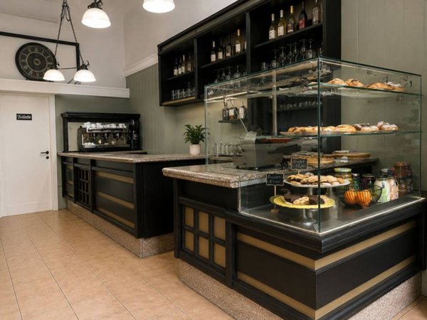 negozio in vendita a Milano in zona Famagosta