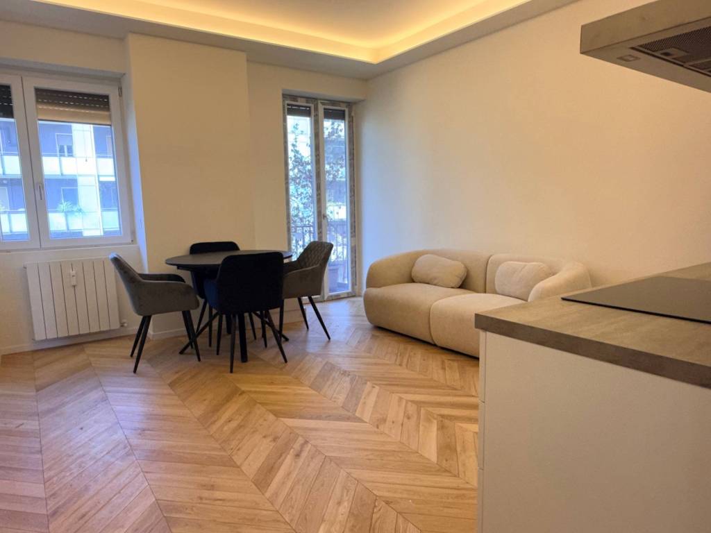appartamento in vendita a Milano in zona Maggiolina