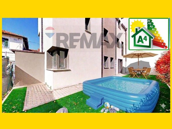 casa indipendente in vendita a Milano in zona Segnano