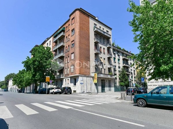 appartamento in vendita a Milano in zona Porta Vittoria