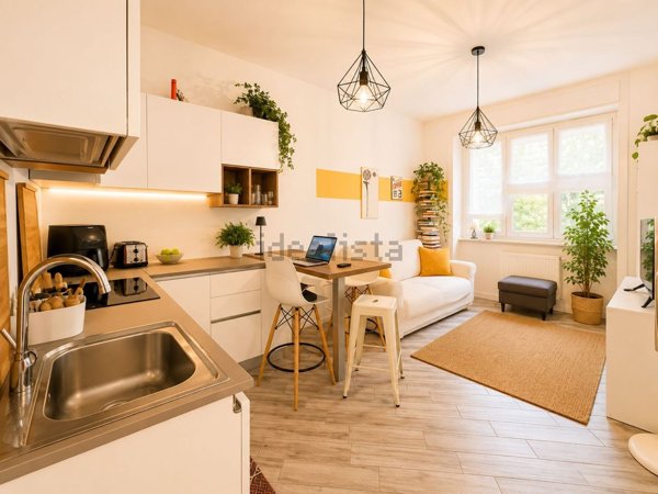 appartamento in vendita a Milano in zona Loreto