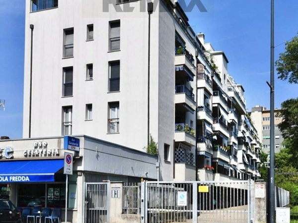 appartamento in vendita a Milano in zona Quarto Cagnino