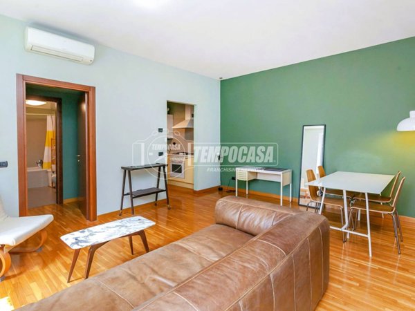 appartamento in vendita a Milano in zona Isola