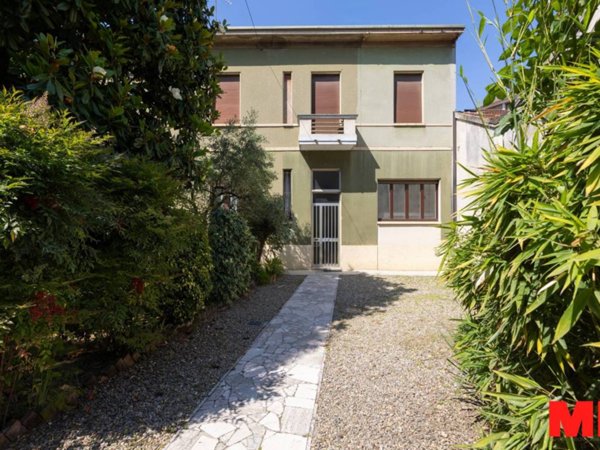 appartamento in vendita a Milano in zona Affori