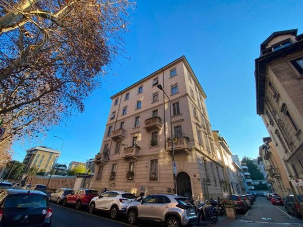 appartamento in vendita a Milano in zona Cagnola