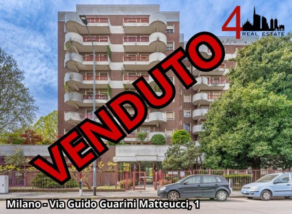 appartamento in vendita a Milano in zona Prato Centenaro