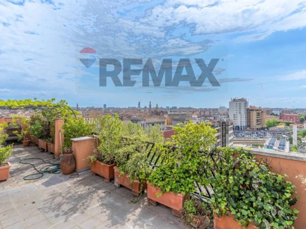 appartamento in vendita a Milano in zona Solari