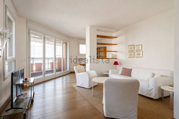 appartamento in vendita a Milano in zona Porta Genova