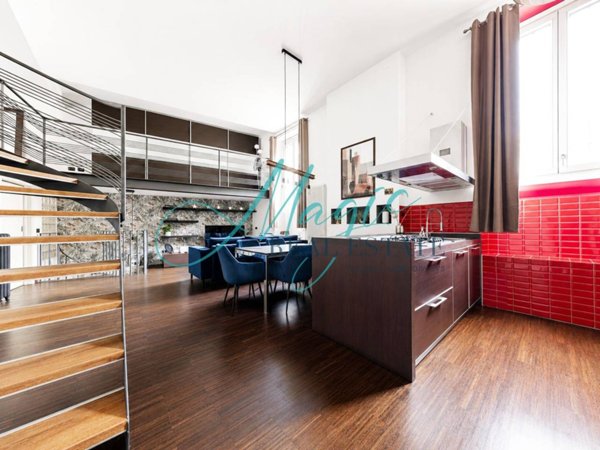 appartamento in vendita a Milano in zona Isola