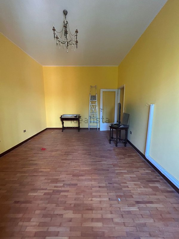 appartamento in vendita a Milano in zona Sant'Ambrogio