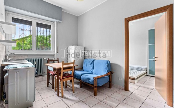 appartamento in vendita a Milano in zona Famagosta
