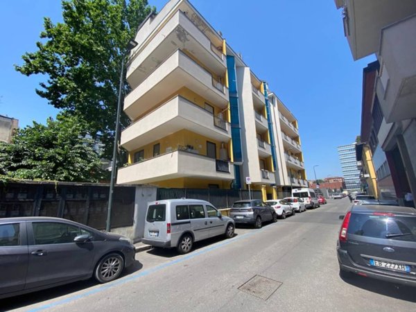 appartamento in vendita a Milano in zona Affori