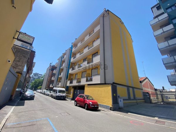appartamento in vendita a Milano in zona Affori
