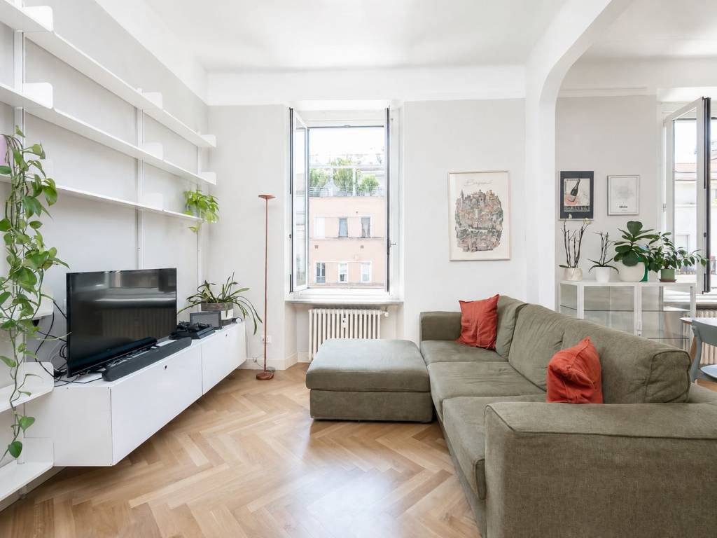 appartamento in vendita a Milano in zona Città Studi