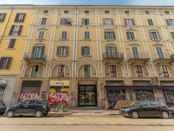 appartamento in vendita a Milano in zona Porta Genova
